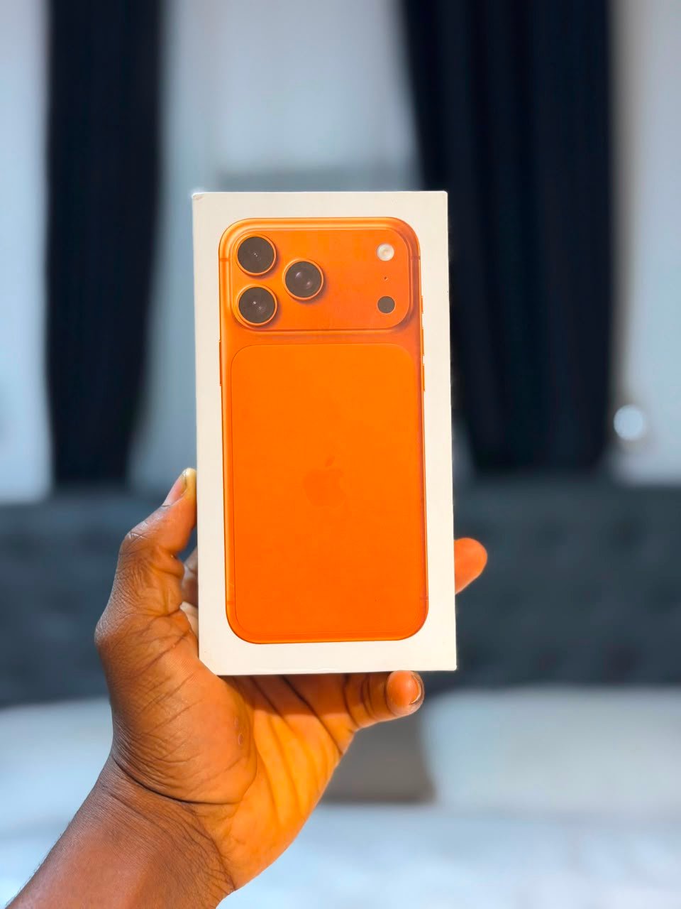 Brand New Non-Active iPhone 17 Pro 512gb physical plus eSIM